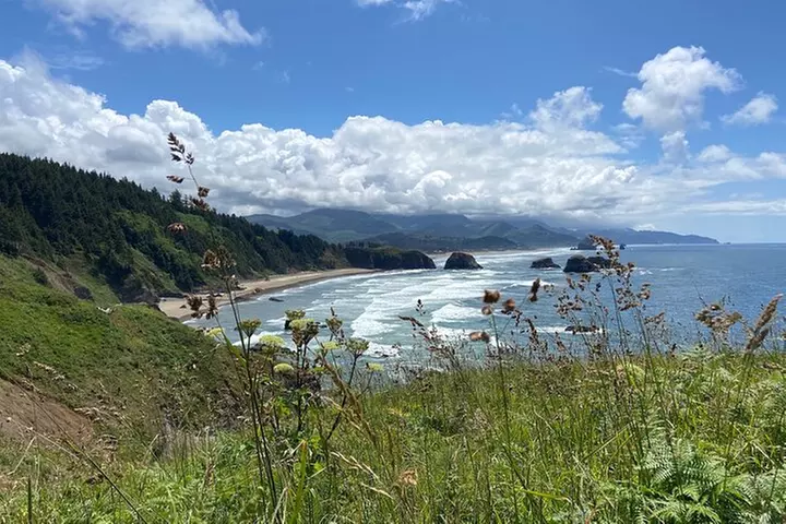 Cannon Beach Hiking Tour on the Oregon Coast