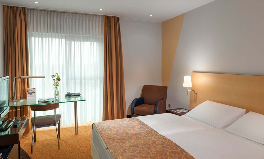 Image 35: ✈ DEUTSCHLAND | Köln - Dorint Hotel An der Messe Köln 4*, 2 Nächte ...