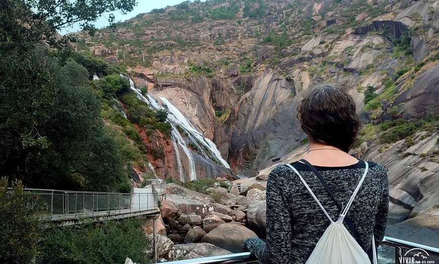 Image 8: Excursion a Finisterre + Muxia + Costa da Morte (7 stops)