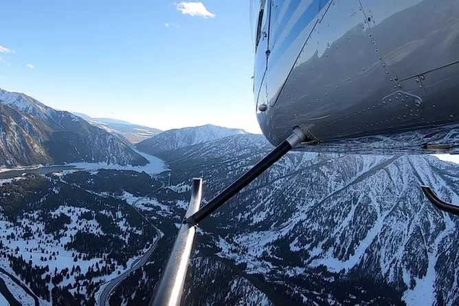 10 Minute Golden Eagle Helicopter Tour - Primary Image