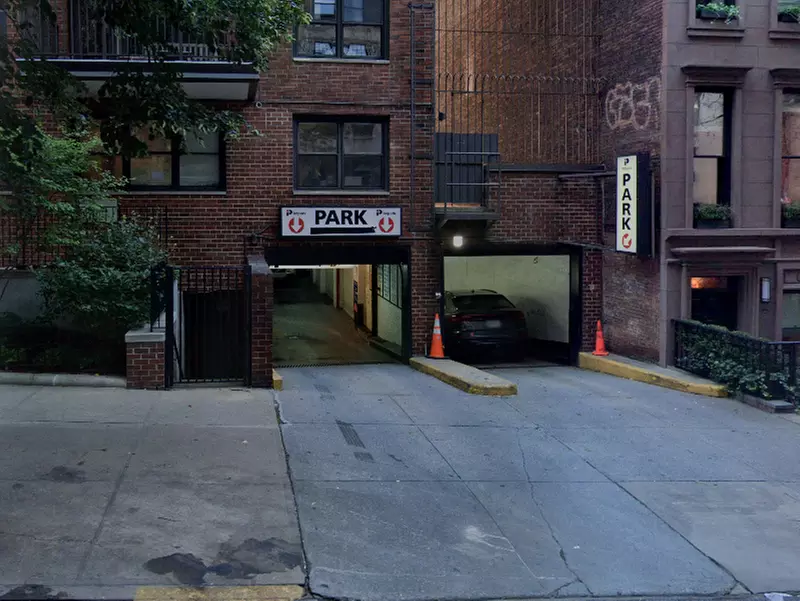 Parking at Impark - 1199 Park Ave. Garage