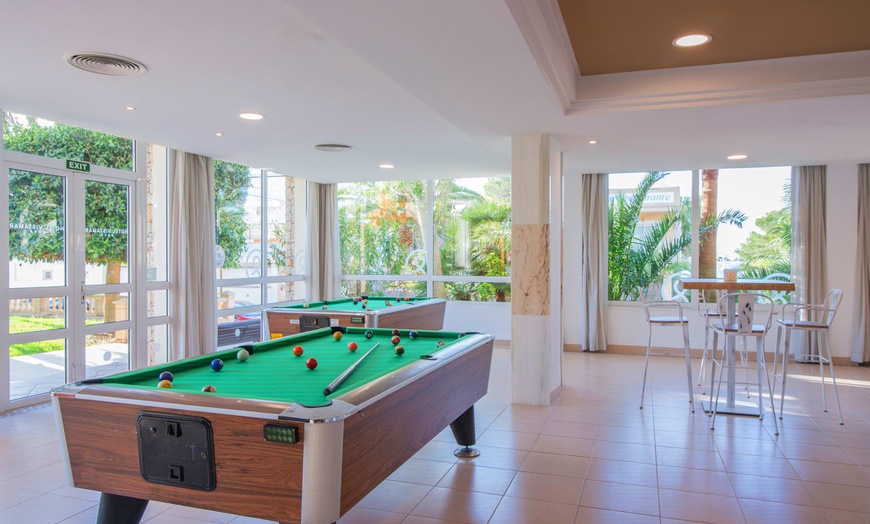 Image 15: ✈ MAJORQUE | Portocolom - Hôtel Pierre & Vacances Vistamar 4* - Bor...