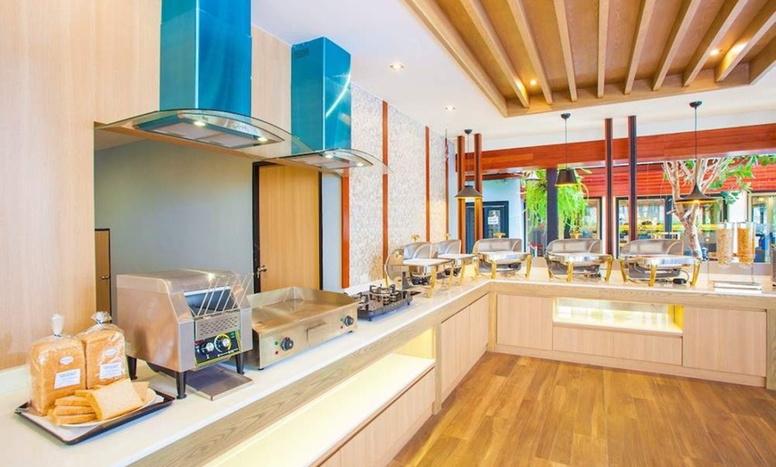 Image 35: ✈ MIDDEN VAN THAILAND | Bangkok - New Siam Palace Ville Hotel 3*, 5...