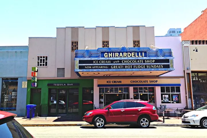 San Diego Gas Lamp: At your leisure & pace. An audio walking tour. - Second Medium
