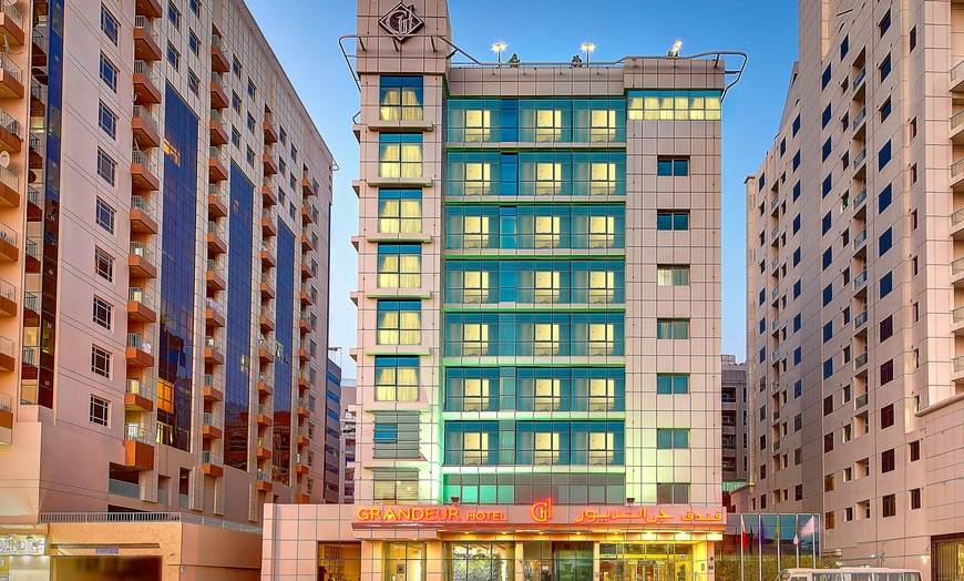 Image 14: ✈ UNITED ARAB EMIRATES | Dubai - Grandeur Hotel Al Barsha 4* - Roof...