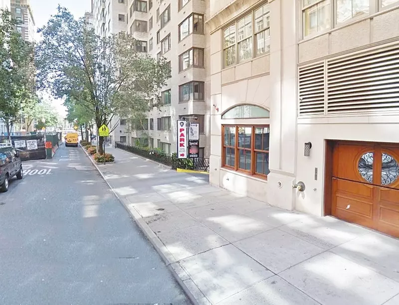 Parking at iPark: 10 East End Avenue Garage Corp.