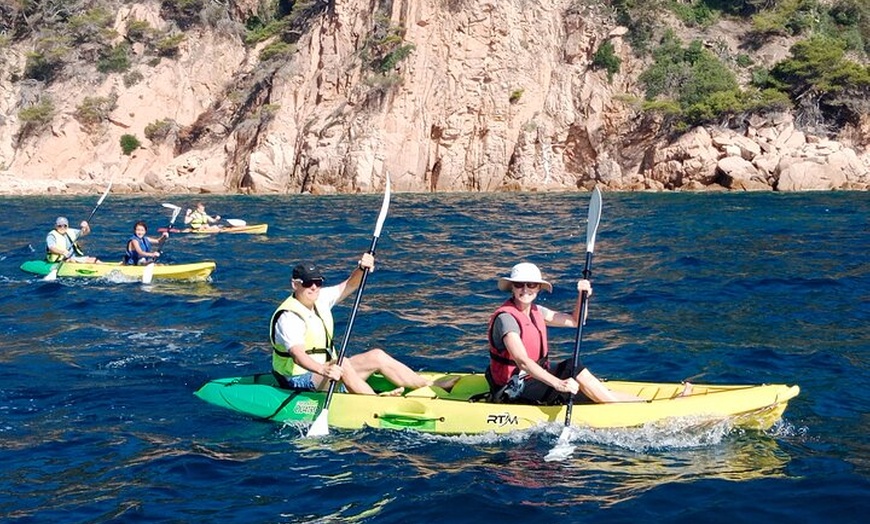 Image 2: Excursión Kayak & Snorkel en Sant Feliu de Guíxols - Costa Brava