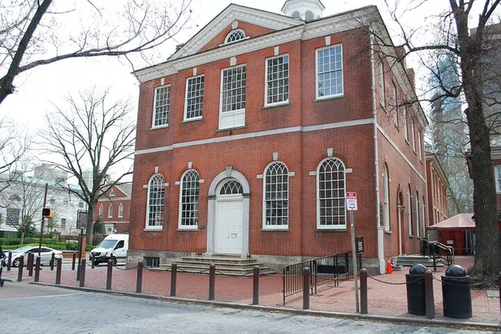 Independence Mall (Entrance to 2 Historic Sites) 2.5 Hour Walking