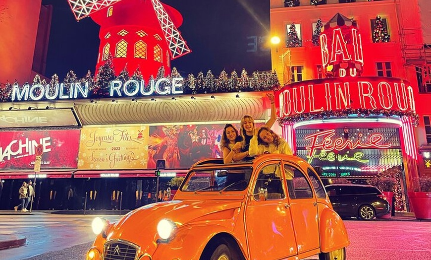 Image 1: 2 heures de Balade Privée de Nuit en Citroën 2CV à Paris