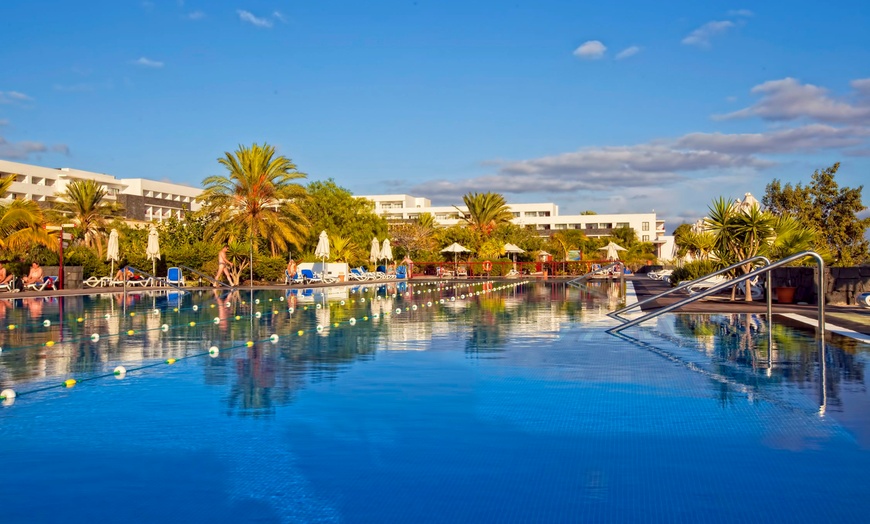 Image 2: ✈ LANZAROTE | Puerto Calero - Hotel Costa Calero Thalasso & Spa 4* ...