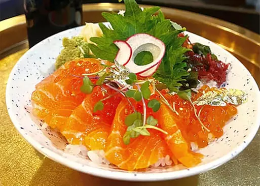 5% Cash Back at Burosu Ramen