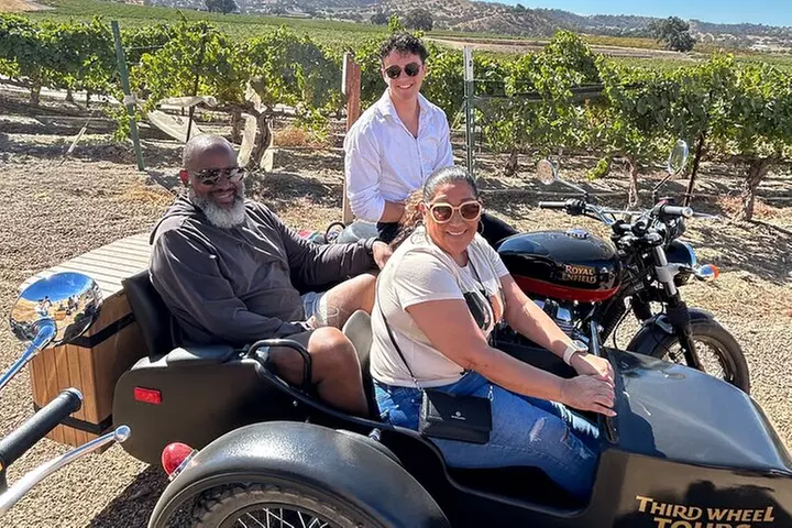 Vineyard Rides Paso Robles Sidecar Wine Adventure