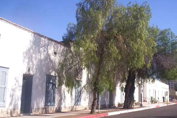 300 Years of Spanish History in Downtown Tucson: A Self-Guided Audi...