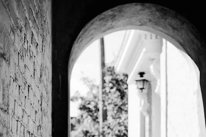 Genteel and Bard's Savannah Dark History and Ghost Encounter Walkin...