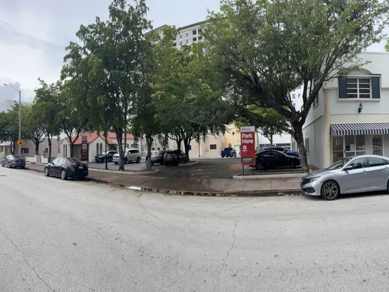 Parking at 130 Almeria Ave. Lot - P2503 - Primary Image