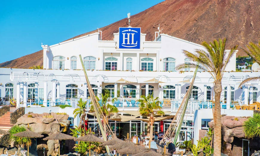 Image 12: ✈ LANZAROTE | Playa Blanca - HL Paradise Island 4*