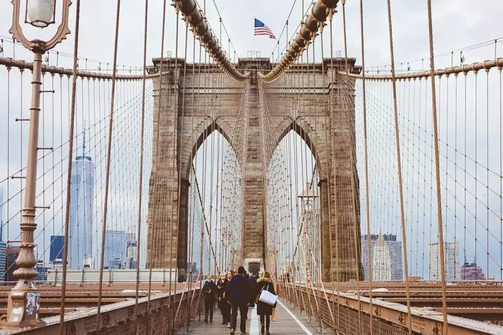 From Skyscrapers to Cobblestones NYC's Brooklyn Bridge Adventure - Second Medium