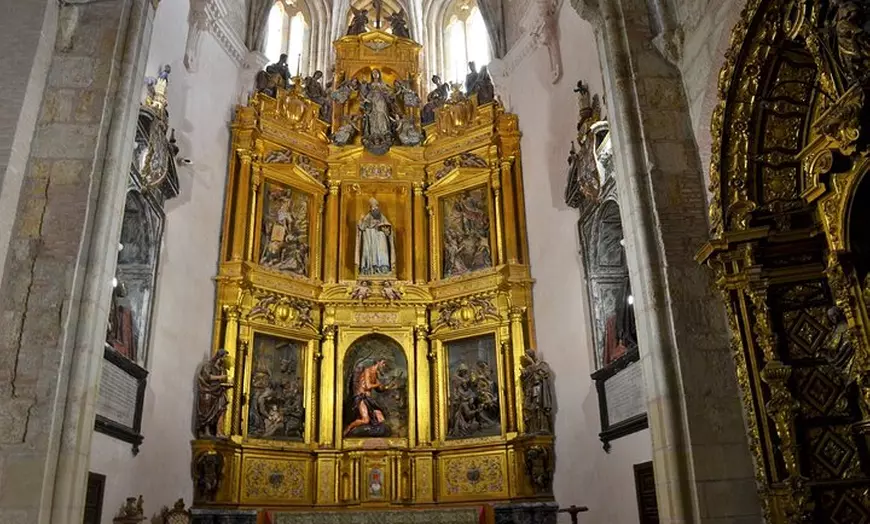 Image 5: Visita Guiada al Monasterio de San Isidoro del Campo