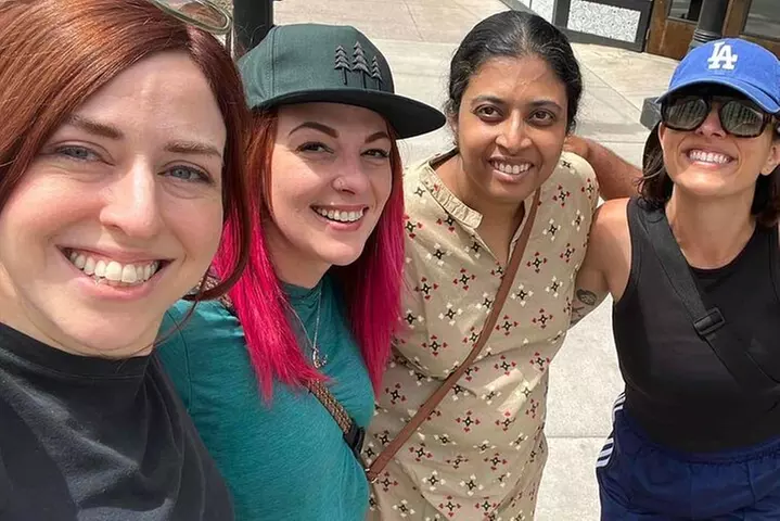 Self Guided Durham Scavenger Hunt: Bricks, Bulls & Beauty