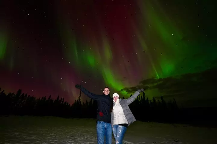 Best Alaskan Cabin Aurora Viewing with Photography @Aurora Camp