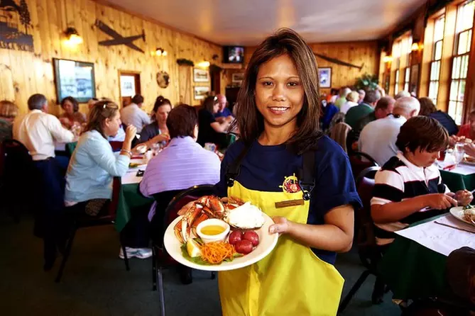 World Famous George Inlet Lodge All You Can Eat Dungeness Crab Feast - Primary Image