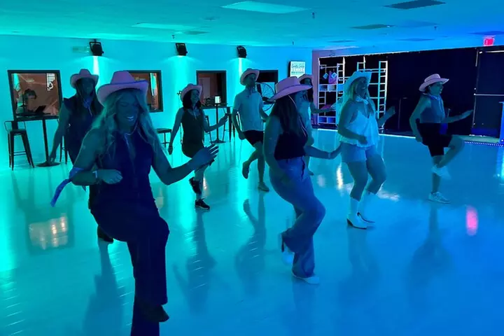 Beginner's Line Dancing Class with Instructor in Nashville