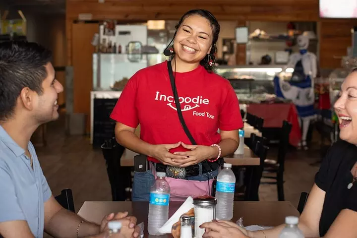 5-course Walking Food Tour in Dallas : Cocktail package available