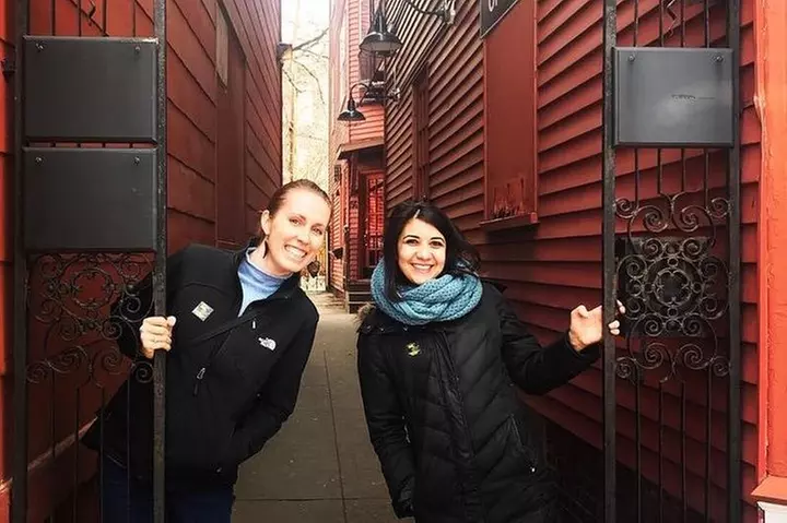 Harvard Square Cambridge Food & Walking Tour