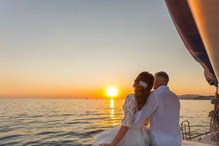Diamond Head Sunset Sail