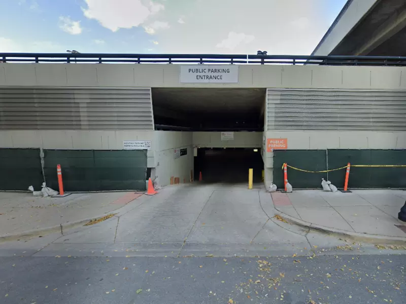 Parking at Holiday Inn Parking Garage