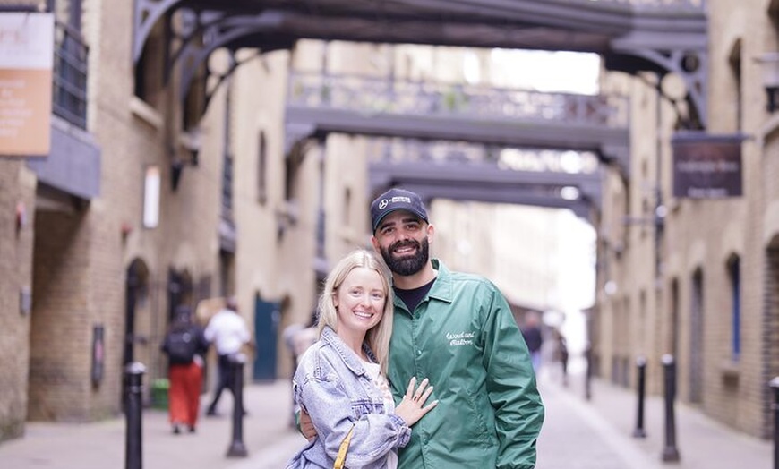 Image 4: 90-min London Landmarks & Hidden Gems Photoshoot