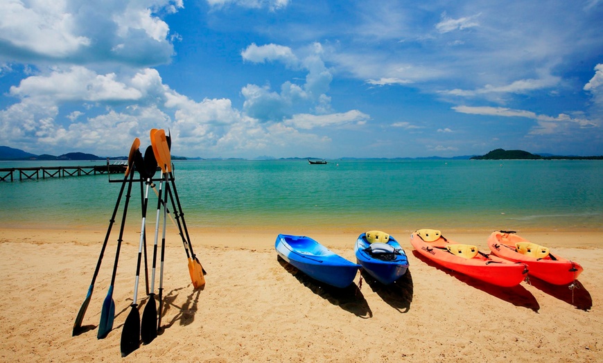 Image 17: ✈ THAÏLANDE DU SUD | Phuket - The Village Coconut Island 5* - Plage...