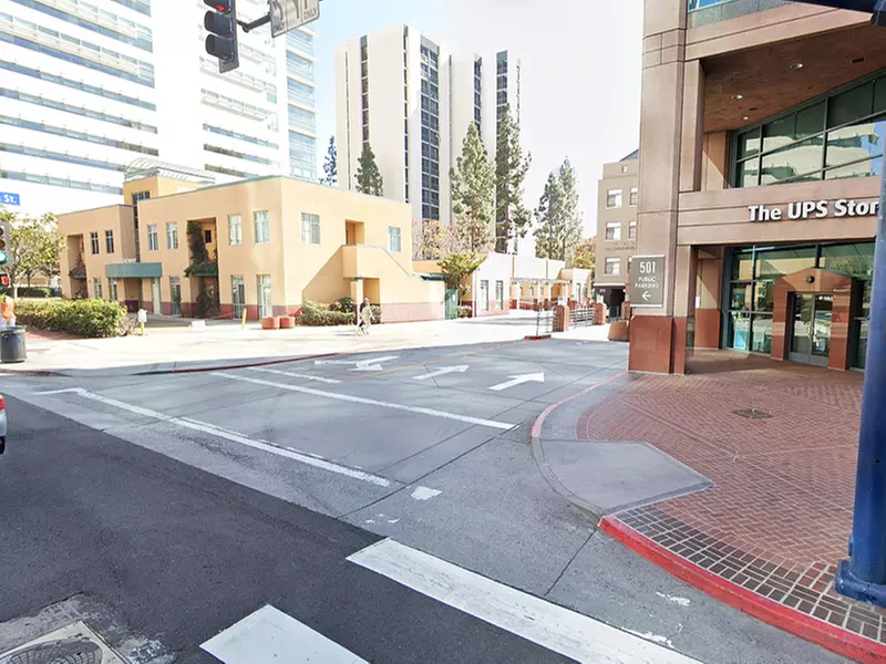 Parking at 501 W. Broadway Garage