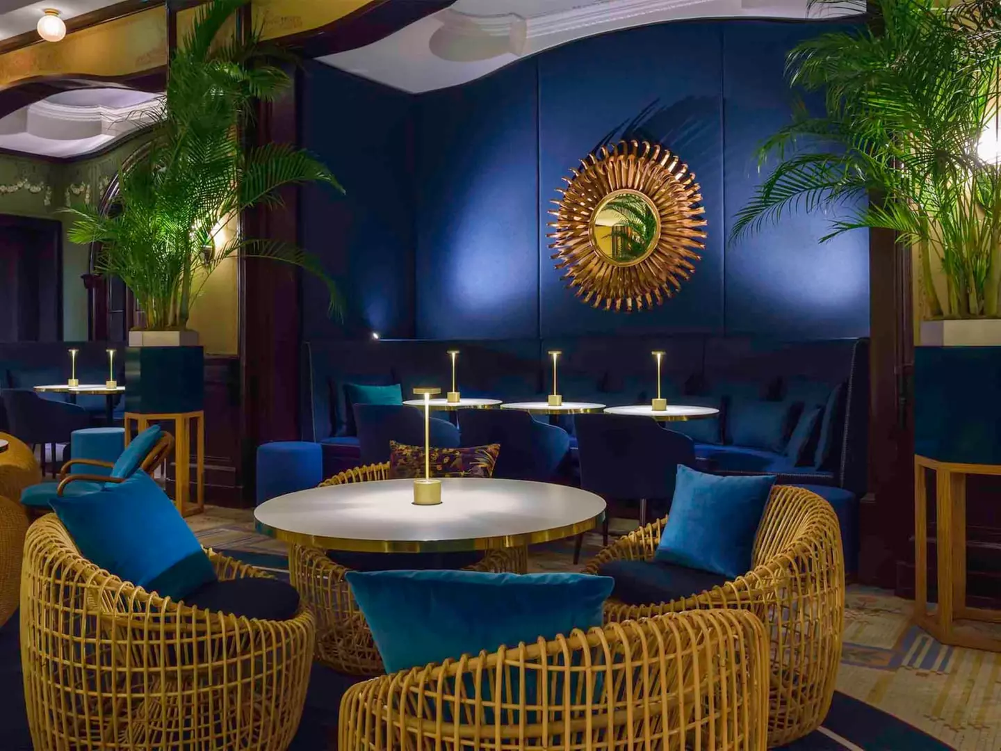 ✈ FRANCE | Paris - Hotel L'Echiquier Opera Paris - MGallery by Sofi...