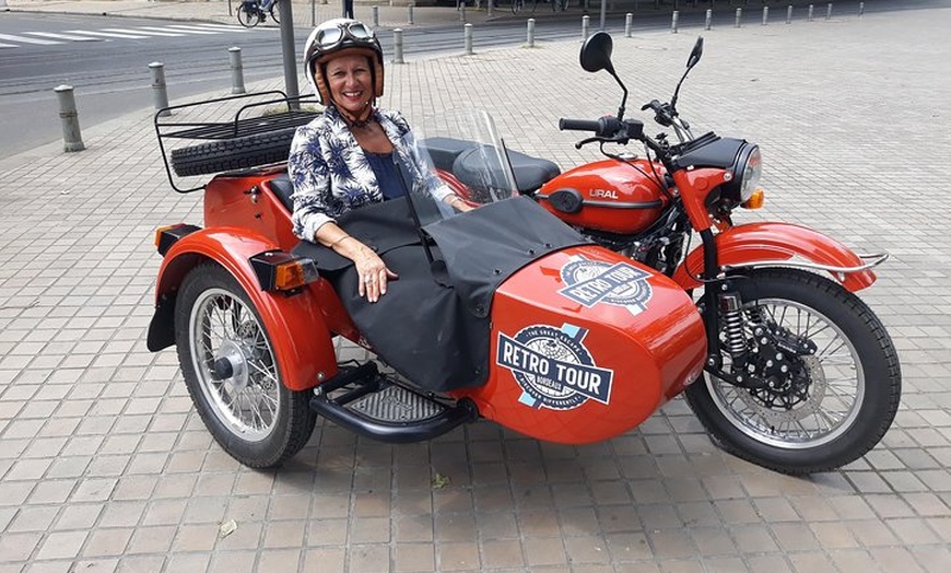 Image 6: Visite privée de Bordeaux en side-car