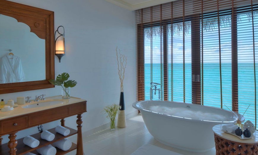 Image 7: ✈ MALDIVE | Atollo Gaafu Alifu - The Residence Maldives Falhumaafus...