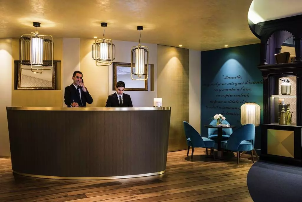 ✈ PROVENCE-ALPES-CÔTE D'AZUR | Marseille - Grand Hotel Beauvau Mars...