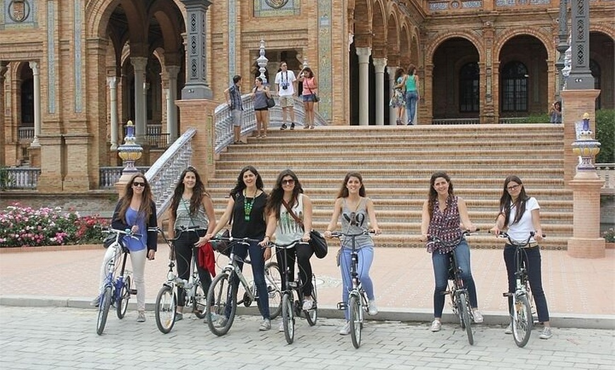 Image 4: Alquiler de bicicletas en Sevilla. Puede escoger entre 5 puntos dis...