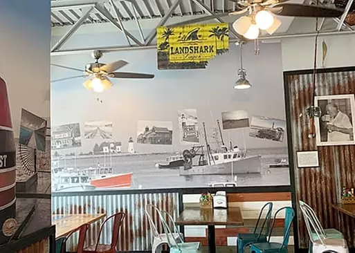 5% Cash Back at DJ's Clam Shack