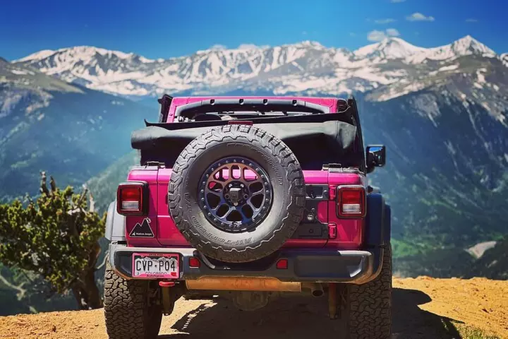 YOU Drive the Jeep! Guided 4x4 Tour in Idaho Springs (Denver)