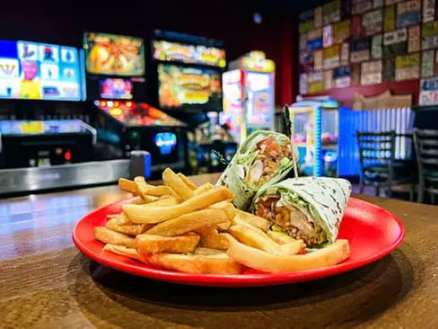 5% Cash Back at Tin Shed Tavern & Pizza