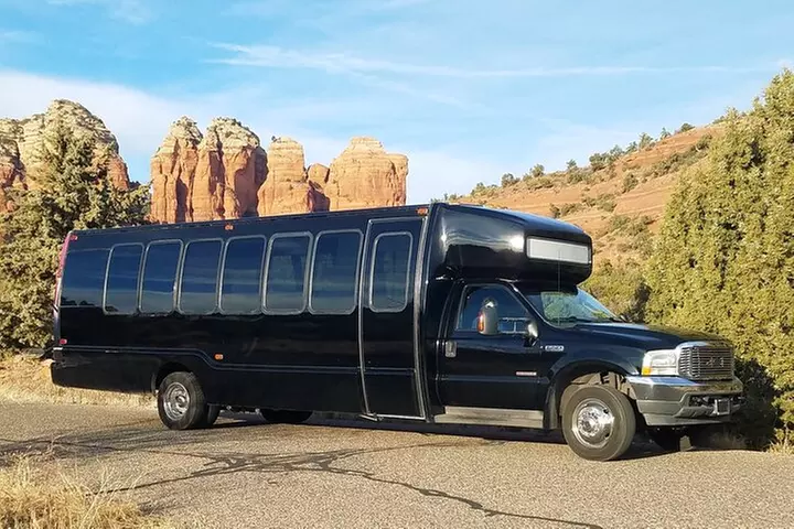 Arizona Winery All-Inclusive Tour with Lunch & Tastings