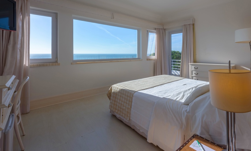 Image 6: ✈ RIVIERA PORTUGAISE | Estoril - Amazonia Estoril 4*, 2 nuit - Bout...