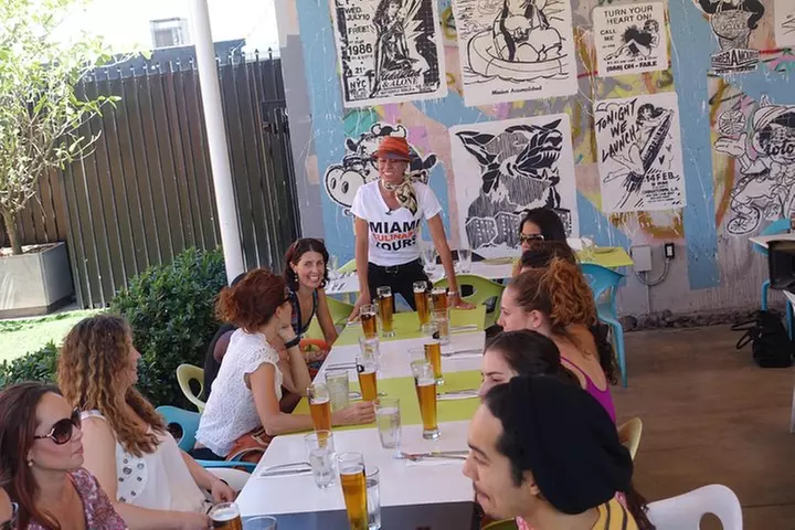 Wynwood Food & Art Tour - exclusive access to the Wynwood Walls