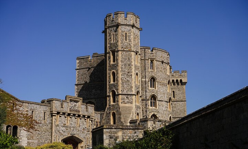 Image 16: Small-Group Day Trip to Stonehenge, Bath and Windsor from London