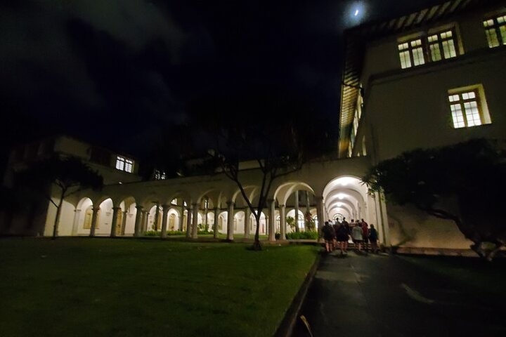 Ghosts of Old Honolulu Walking Tour
