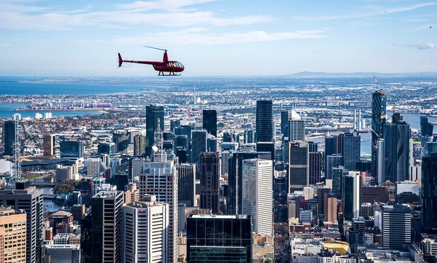 Image 9: Melbourne City Scenic Helicopter Ride