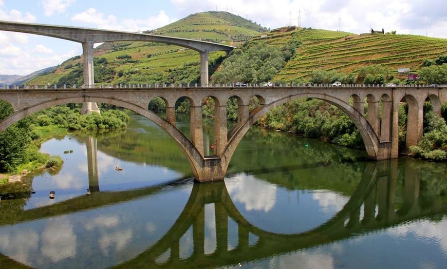 Image 8: ✈ PORTUGAL | Porto - Le Douro, joyau inépuisable et traditions ance...