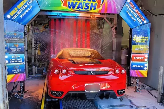 $18.50 For 1 Gold Full Service Car Wash (Reg. $36.99) - Second Medium