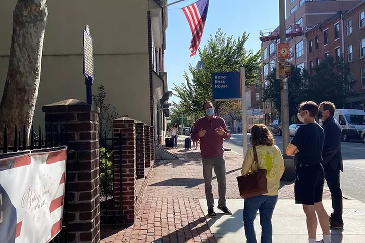 Philadelphia Old City Historic Walking Tour with 10+ Top Sites